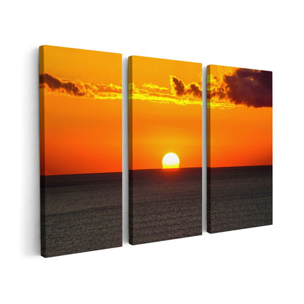 Canvas schilderij drieluik Oranje Zonsondergang In De Oceaan