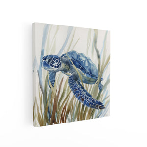 Canvas schilderij vierkant Blauwe Zeeschildpad die in Hoog Gras Zwemt