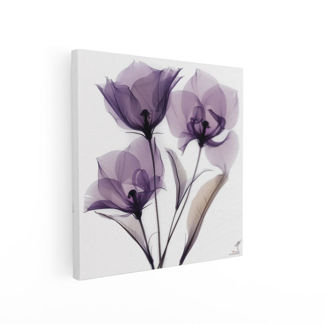 Canvas schilderij vierkant Drie Paarse Bloemen op een Witte Achtergrond