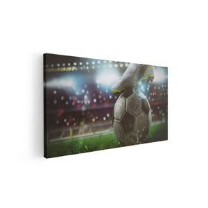 Canvas schilderij vooraanzicht Voetbal Aftrap Met De Bal In Het Stadion