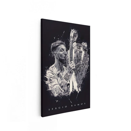 Canvas schilderij vooraanzicht Sergio Ramos met de Champions League Beker