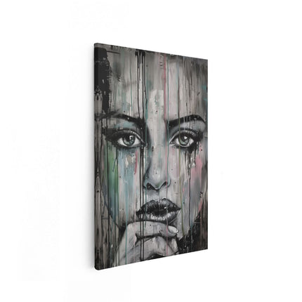 Canvas schilderij vooraanzicht Kunstwerk van een Vrouw met Druipende Verf op haar Gezicht