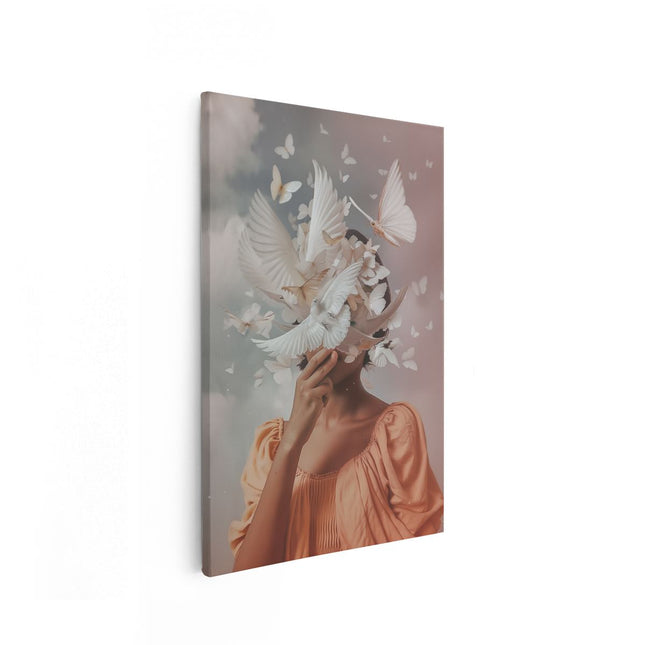 Canvas schilderij vooraanzicht Vrouw met Witte Duiven op haar Hoofd