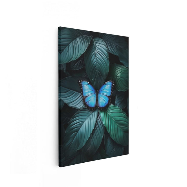 Canvas schilderij vooraanzicht Blauwe Vlinder Rustend op Groene Bladeren
