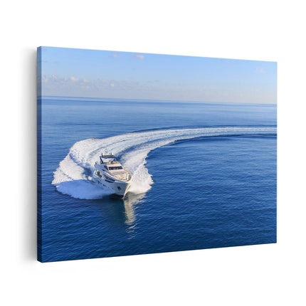 Canvas schilderij vooraanzicht Jachtboot op het Water in een Bocht