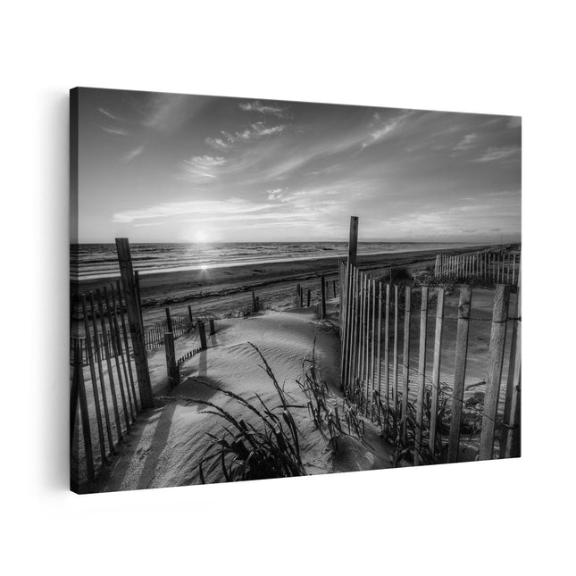 Canvas schilderij vooraanzicht Strand en Zee vanuit Duinen met Zonsondergang - Zwart Wit