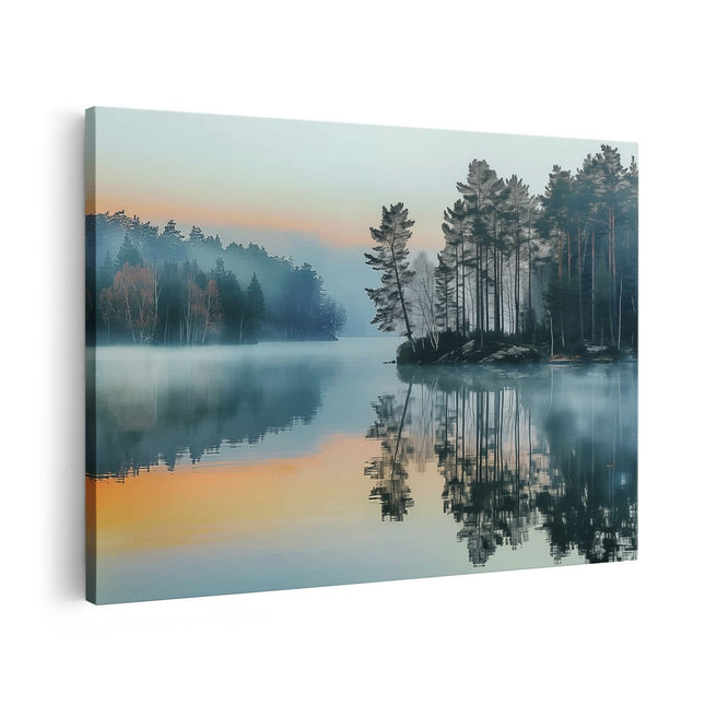 Canvas schilderij vooraanzicht Mistig Meer met Bomen erin Weerspiegeld