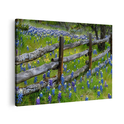 Canvas schilderij vooraanzicht Hek met Bluebonnets op de Achtergrond