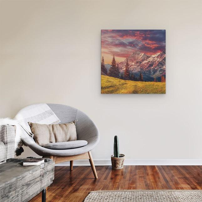 Canvas schilderij kamer Alpen Landschap Met Een Kleurrijke Hemel