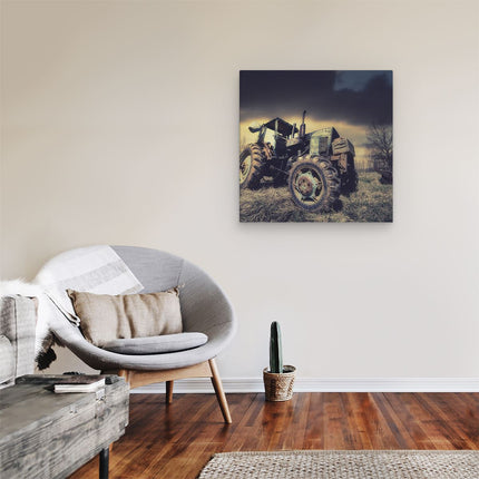 Canvas schilderij kamer Oude Tractor op het Grasveld - Trekker
