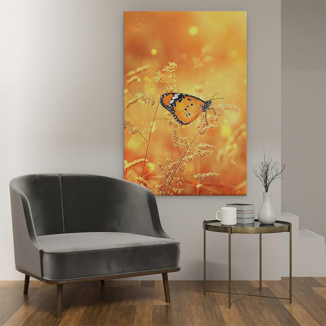 Canvas schilderij interieur Oranje Vlinder In Het Oranje Veld