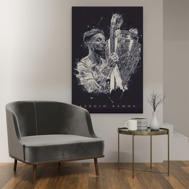 Canvas schilderij interieur Sergio Ramos met de Champions League Beker