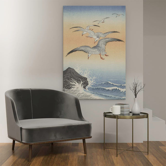 Canvas schilderij interieur Vijf Zeemeeuwen boven Onstuimige Zee - Ohara Koson
