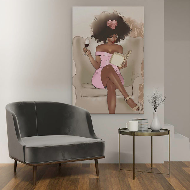 Canvas schilderij interieur Zwarte Vrouw die een Boek Leest en Wijn Drinkt