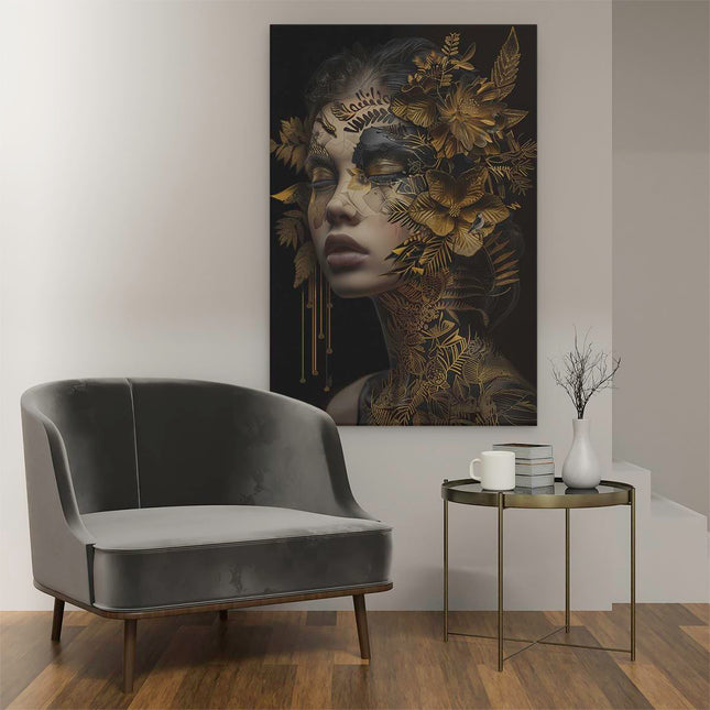Canvas schilderij interieur Vrouw met Gouden Bloemen op haar Gezicht