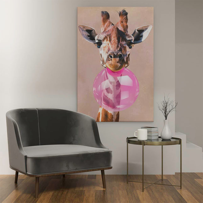 Canvas schilderij interieur Giraf met een Roze Ballon in zijn Mond