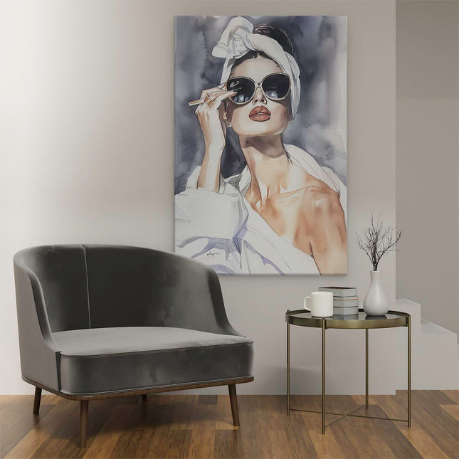 Canvas schilderij interieur Vrouw die een Zonnebril Draagt