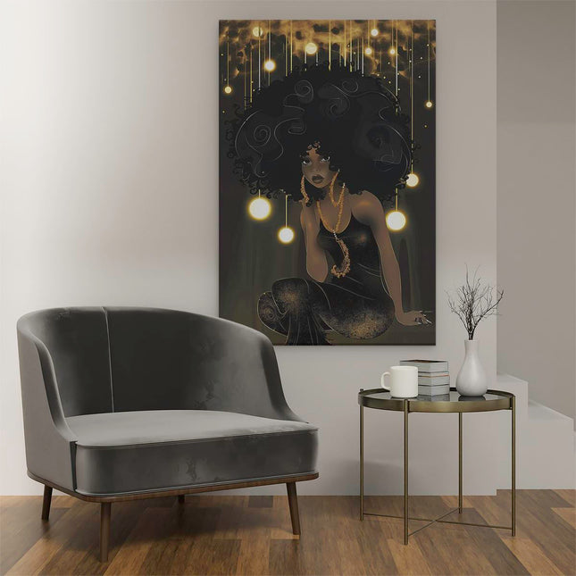 Canvas schilderij interieur Zwarte Vrouw in een Zwarte Jurk met Gouden Lichten
