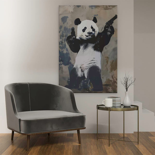 Canvas schilderij interieur Pandabeer met Twee Geweren
