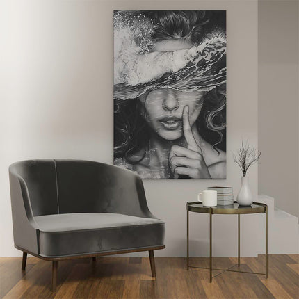 Canvas schilderij interieur Vrouw in het Water met haar Vinger op haar Lippen
