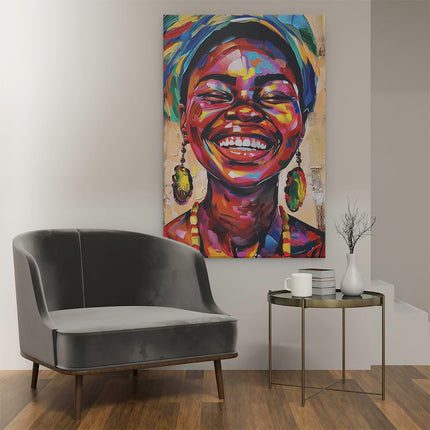 Canvas schilderij interieur Glimlachende Afrikaanse Vrouw die een Kleurrijke Tulband Draagt