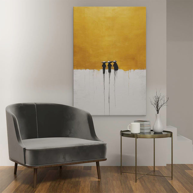 Canvas schilderij interieur Drie Mensen Staan ​​Voor een Gele Achtergrond