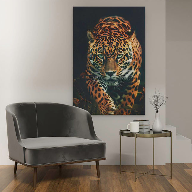 Canvas schilderij interieur De Afbeelding is van een Jaguar die in het Donker loopt