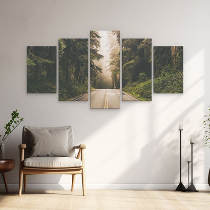 Schilderij vijfluik woonkamer highway in californië omring met bos 