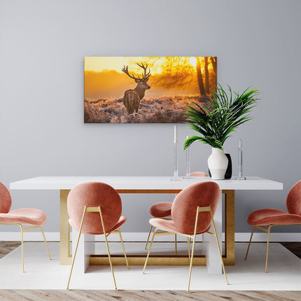 Canvas schilderij woonkamer Hert In Bos Tijdens De Zonsopkomst