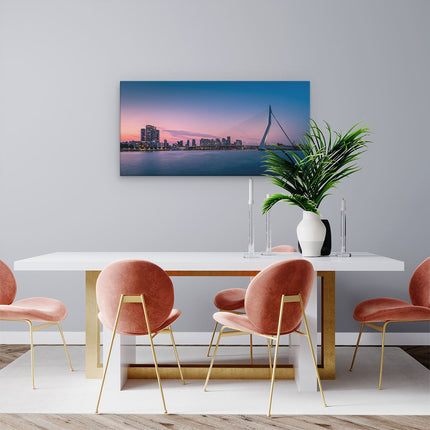 Canvas schilderij woonkamer Erasmusbrug In Rotterdam Met Zonsondergang