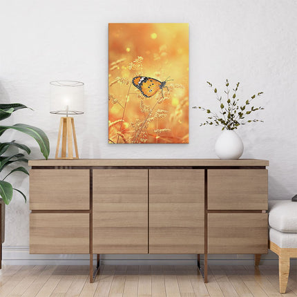 Canvas schilderij interieur Oranje Vlinder In Het Oranje Veld