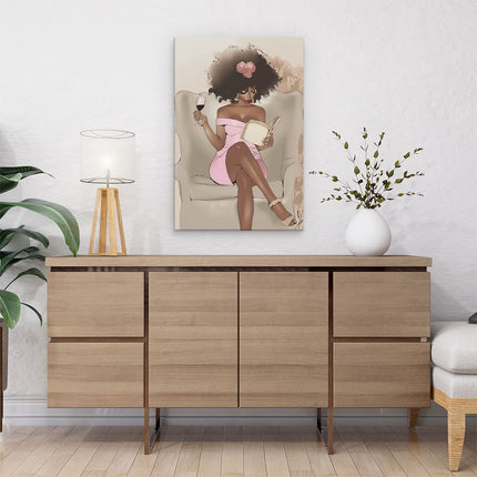 Canvas schilderij interieur Zwarte Vrouw die een Boek Leest en Wijn Drinkt