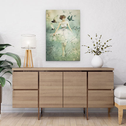 Canvas schilderij interieur Vrouw in een Witte Jurk met Vogels die Om haar Heen Vliegen