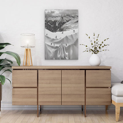 Canvas schilderij interieur Groep Skiërs op een Besneeuwde Helling