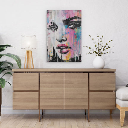 Canvas schilderij interieur Kunstwerk van een Vrouw met Kleurrijke Verf op haar Gezicht