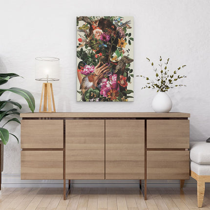Canvas schilderij interieur Vrouw is Omringd door Bloemen en Vogels