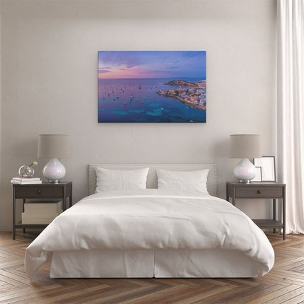 Canvas schilderij slaapkamer Ibiza met Boten op het Water bij Zonsopgang