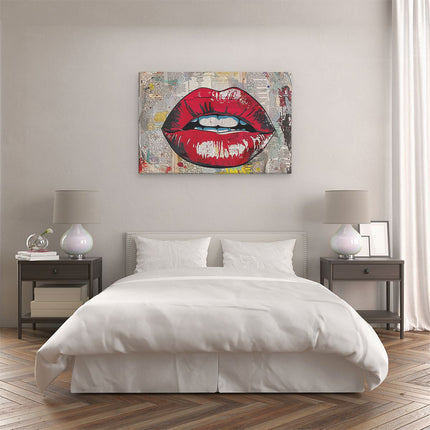 Canvas schilderij slaapkamer Rode Lippen op een Krant
