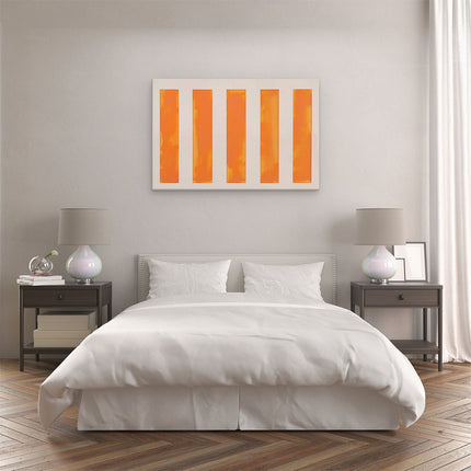 Canvas schilderij slaapkamer Oranje en Witte Strepen op een Witte Achtergrond