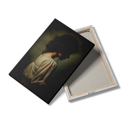 Canvas schilderij details Vrouw in een Witte Jurk met Donker Haar
