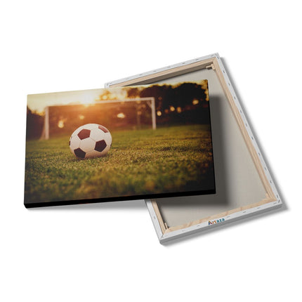 Canvas schilderij details Voetbal Met Goal Tijdens Zonsondergang