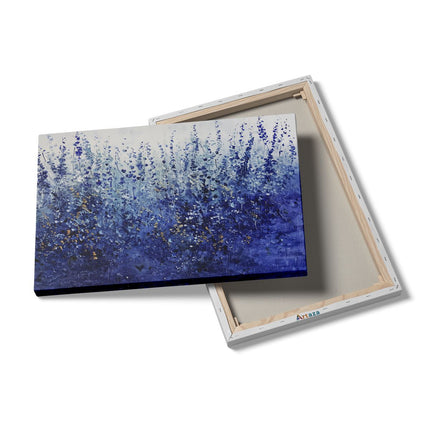 Canvas schilderij details Blauwe Bloemen in een Veld