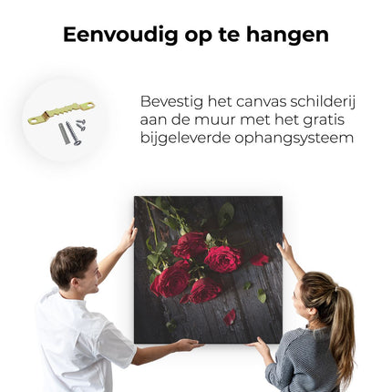 Canvas schilderij ophangen Rode Rozen Op De Grond