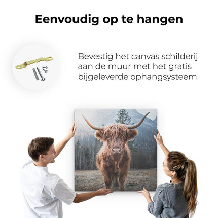 Canvas schilderij ophangen Schotse Hooglander Koe In De Bergen