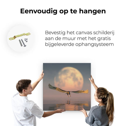 Canvas schilderij ophangen Adelaar boven het Water bij de Maan