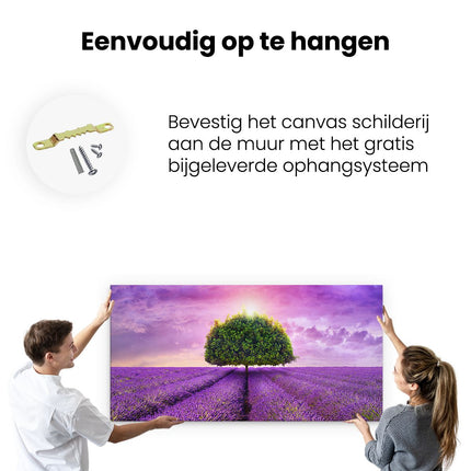 Canvas schilderij ophangen Groene Boom In De Lavendel Bloemen