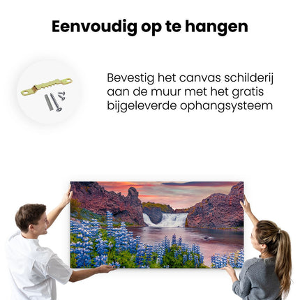 Canvas schilderij ophangen Waterval Met Blauwe Lupine Bloemen