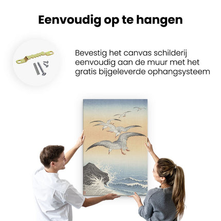 Canvas schilderij ophangen Vijf Zeemeeuwen boven Onstuimige Zee - Ohara Koson