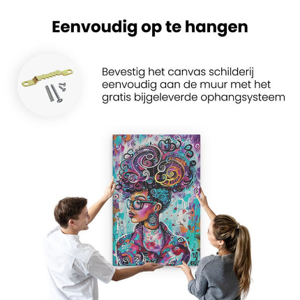 Canvas schilderij ophangen Vrouw met een Kleurrijke Afropruik en Bril