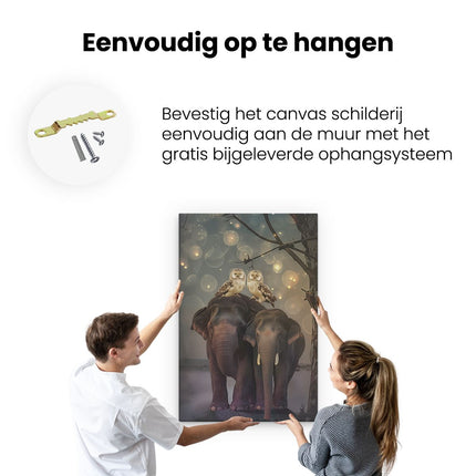 Canvas schilderij ophangen Twee Olifanten Staan ​​Naast Elkaar met Uilen op hun Rug